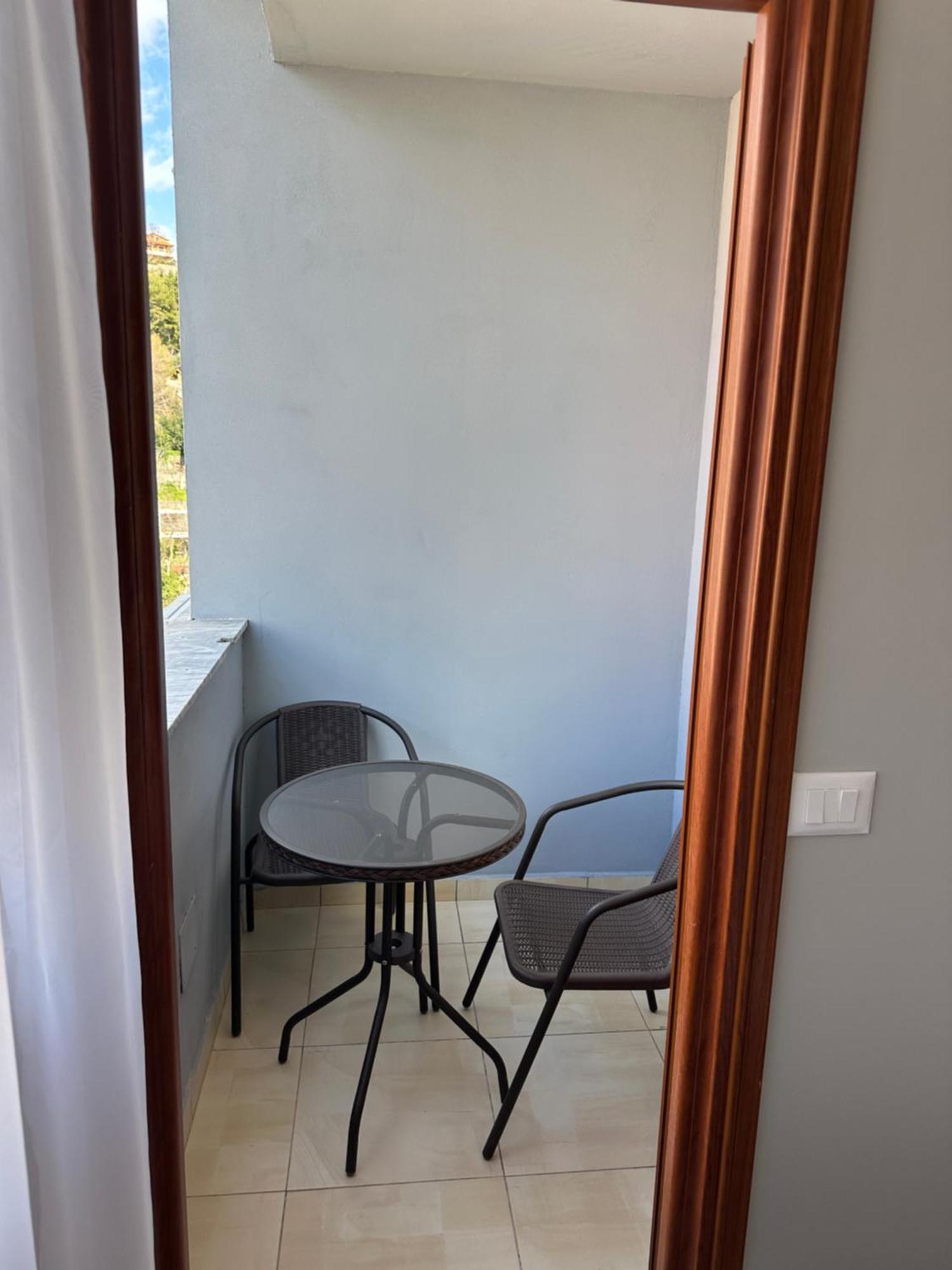 דורס Xhimi'S Seaside Apartments מראה חיצוני תמונה
